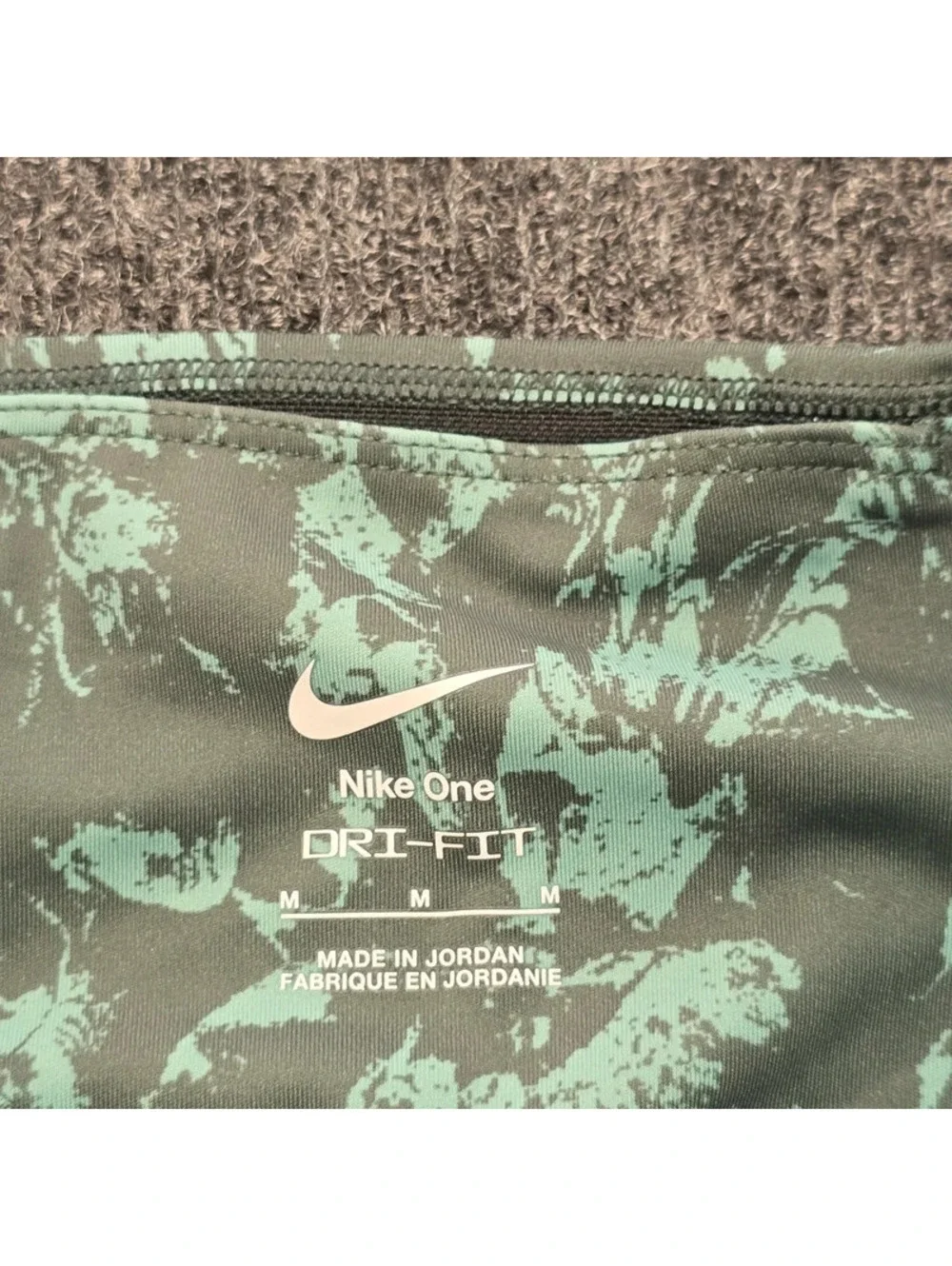 Nike One Dri-Fit Leggings Medium M Green Tie Dye Abstract Floral High Waisted